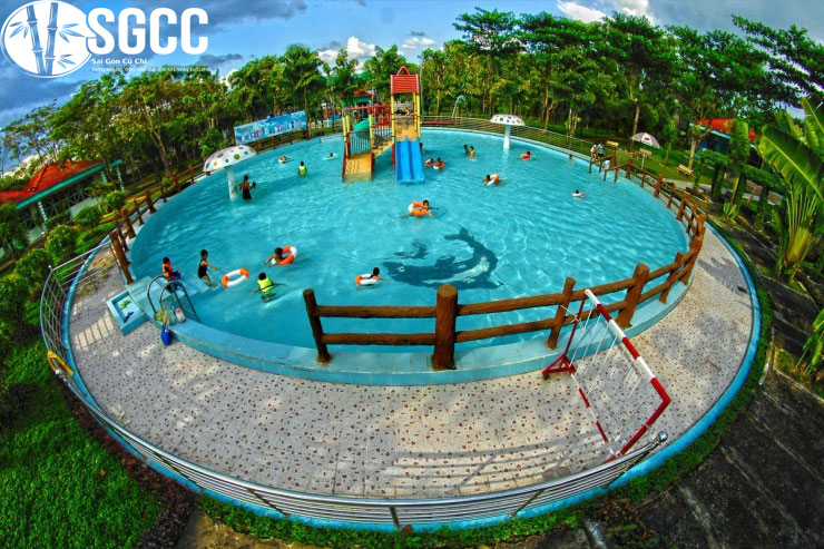 Hồ-bơi-thiếu-nhi-Bửu-Long---nơi-các-thiên-thần-nhí-tha-hồ-quẩy