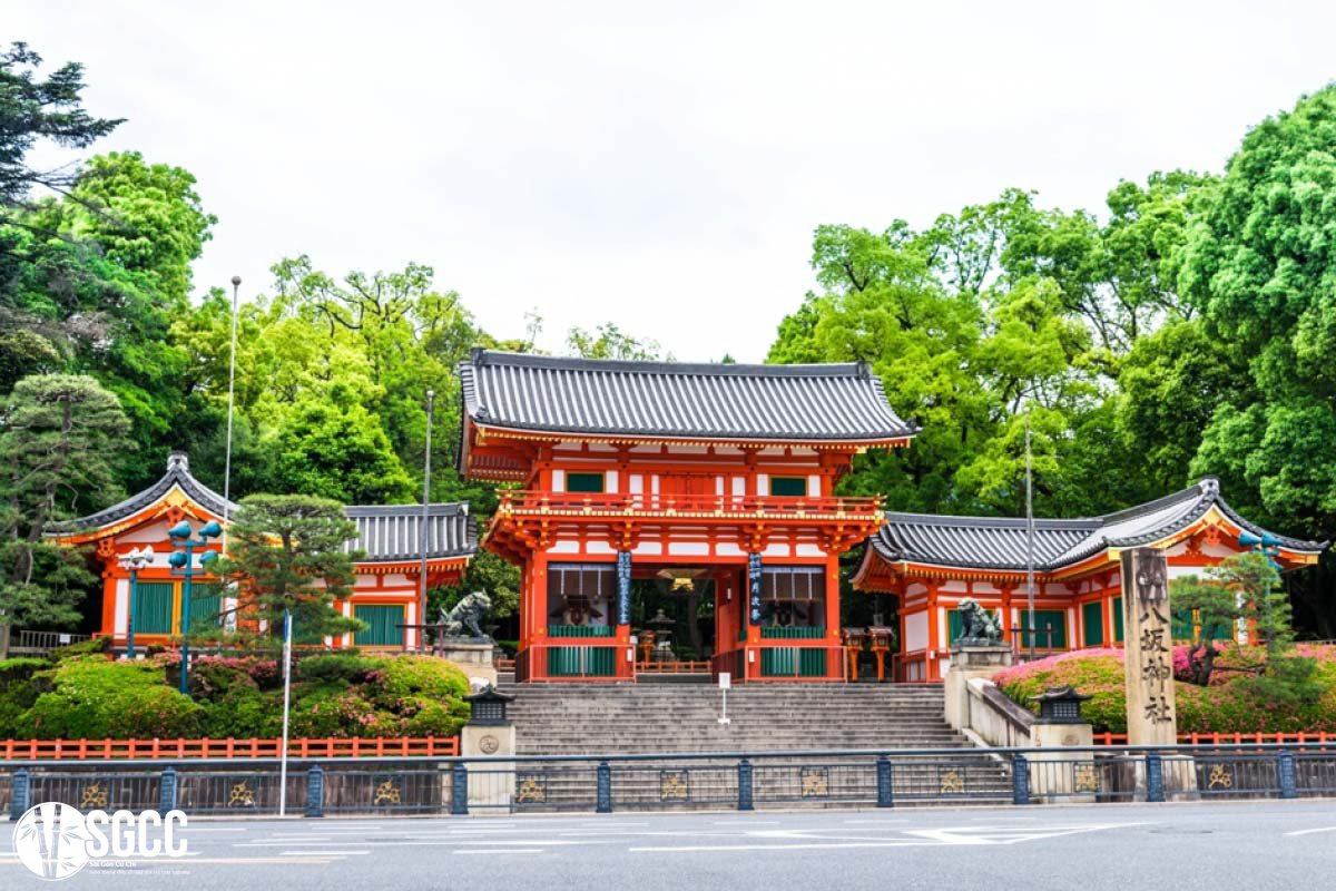 3 ngôi đền cầu tình duyên linh thiêng ở Nhật Bản