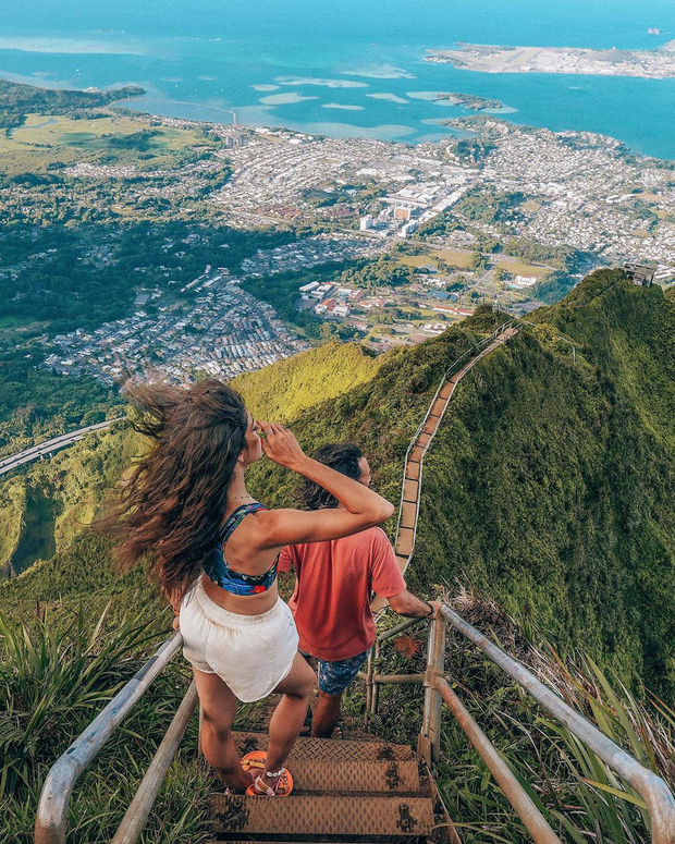 Cầu thang Haiku – “nấc thang lên thiên đường” được nhiều du khách săn đón ở Hawaii, Mỹ