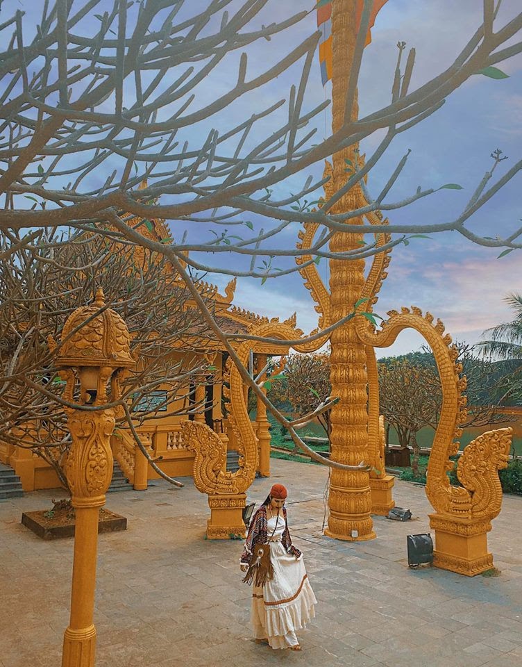 Lạc giữa bức tranh cổ tích ở Làng văn hóa - du lịch các dân tộc Việt Nam
