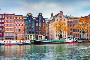 Những thành phố hút khách du lịch nhất Châu Âu