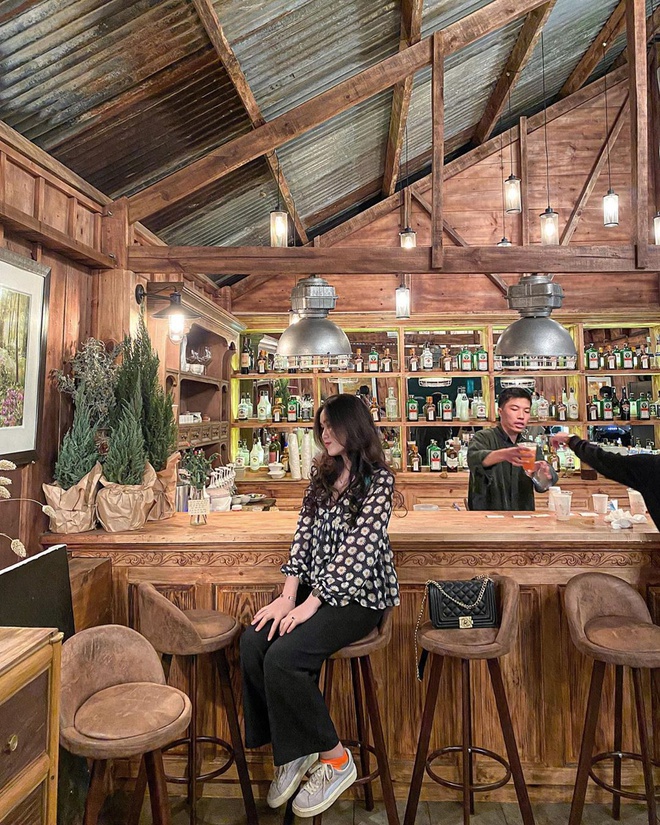 4 quán cà phê ngắm thung lũng đèn về đêm ở Đà Lạt
