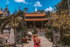 Khám phá vẻ đẹp 4 ngôi chùa nổi tiếng ở Nha Trang