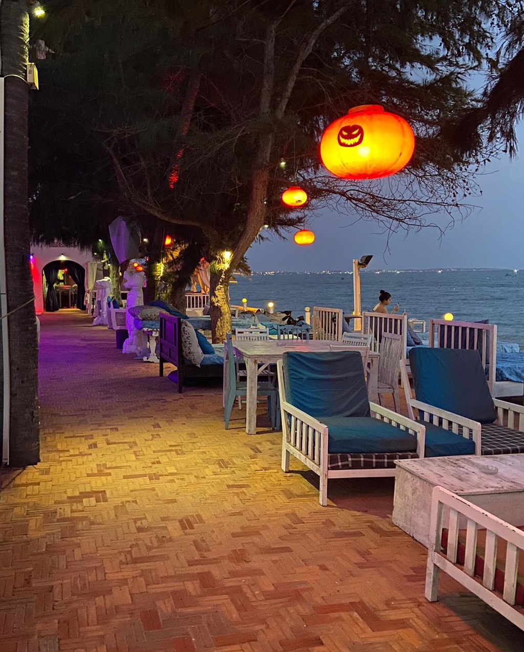 3 quán bar view biển lãng mạn ở Phan Thiết