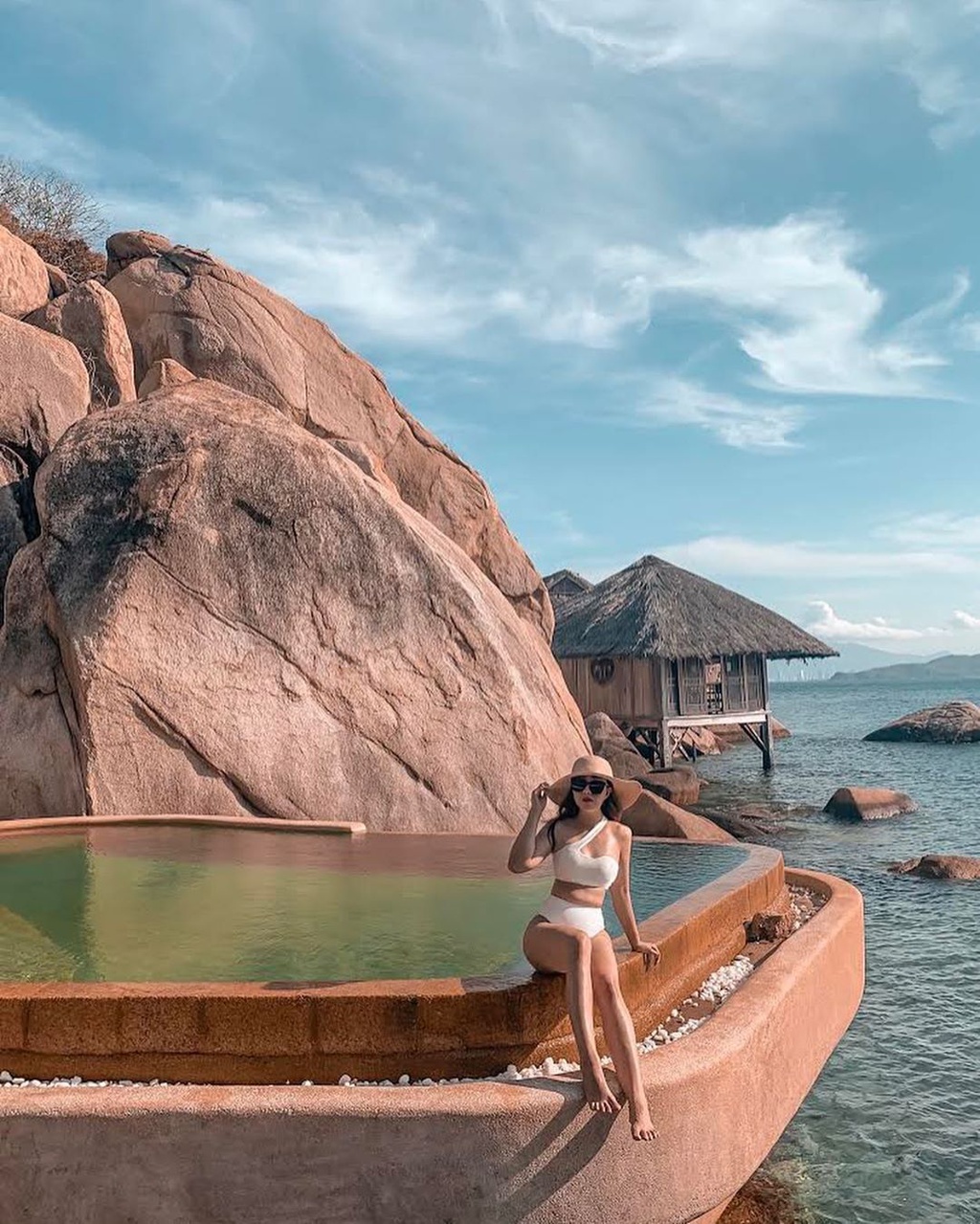 Những resort sang chảnh trên vịnh Ninh Vân thu hút giới trẻ check-in