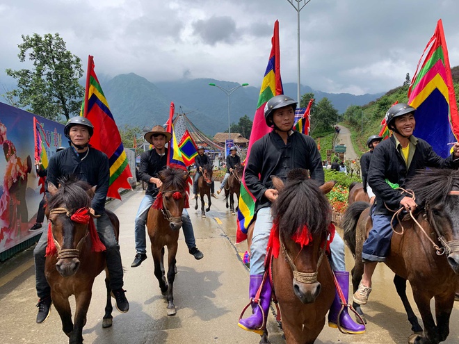 Tổ chức giải đua ngựa tháng 7, Sa Pa hút du khách yêu văn hóa bản địa